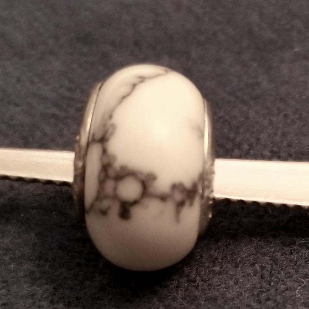 Generic Glass white slight marbling Charm - 925 Sterling Silver Core